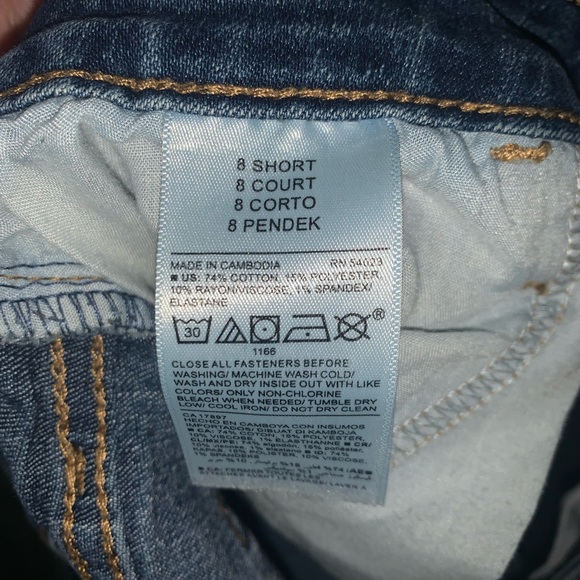 Old Navy skinny jeans. - Picture 3 of 5